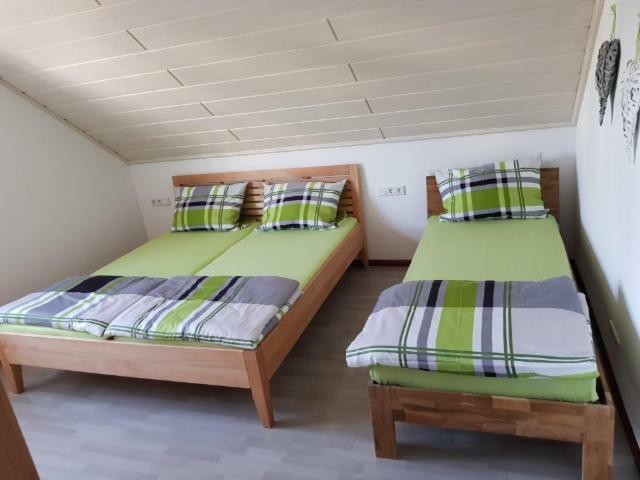 Ferienwohnung Witt Rheinhausen Bagian luar foto